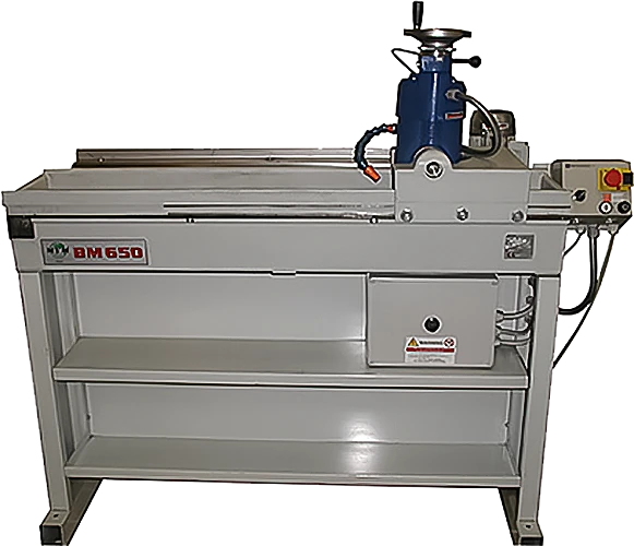 BM 650 heavy-duty grinding machine for sharpening large industrial tools and enhancing precision in manufacturing environments.