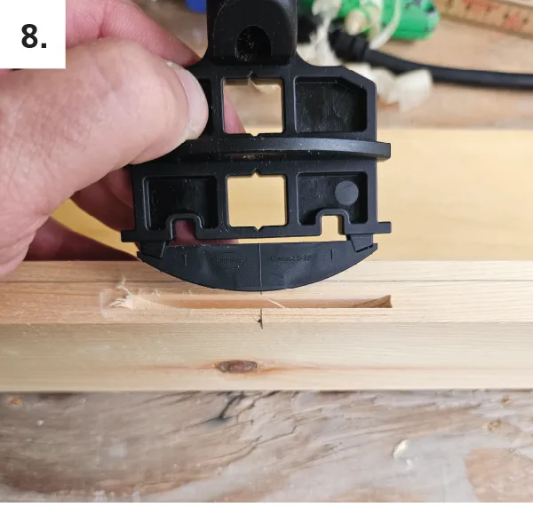 Use center mark on alignment tool to install connectors